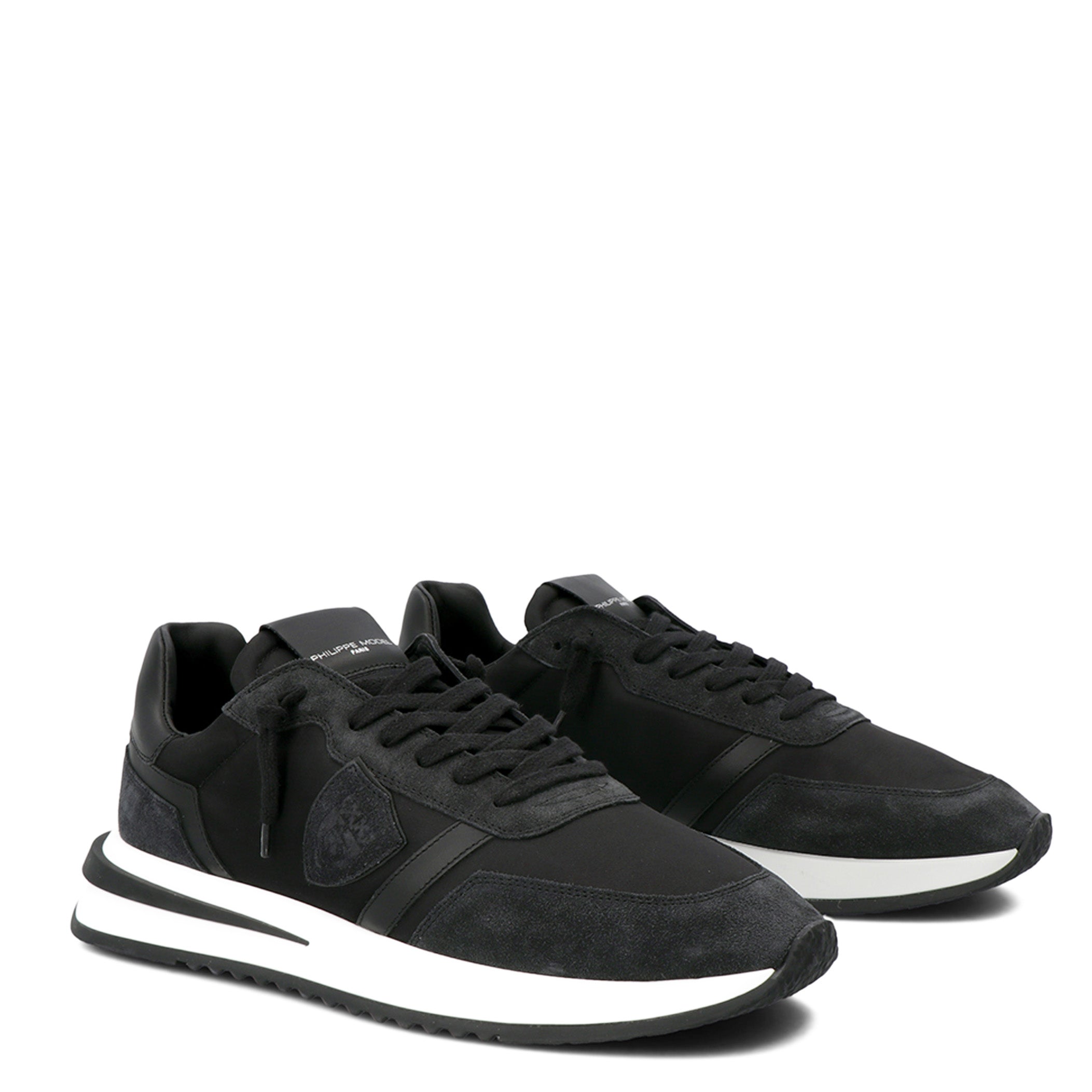 Sneakers nera con in suede